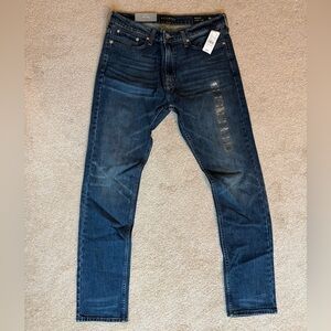 Classic Indigo Slim Straight Men's Jeans